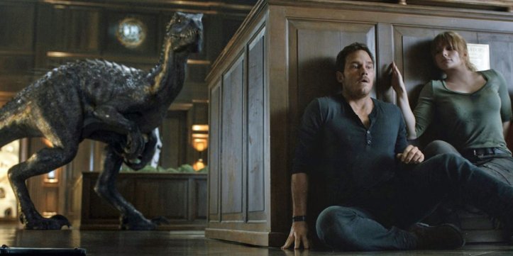 jurassic-world-fallen-kingdom-takes-itself-way-too-seriously-and-that-dampens-the-fun.png